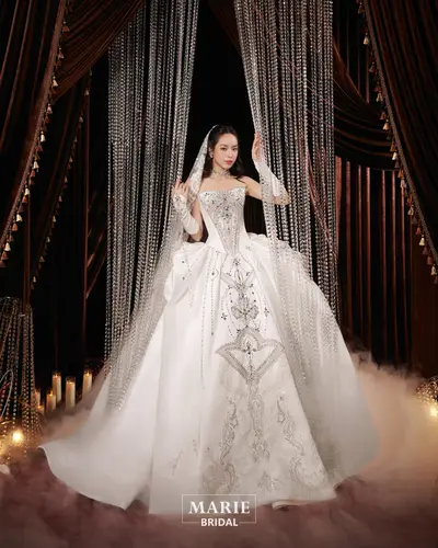 Váy cưới Marie Bridal