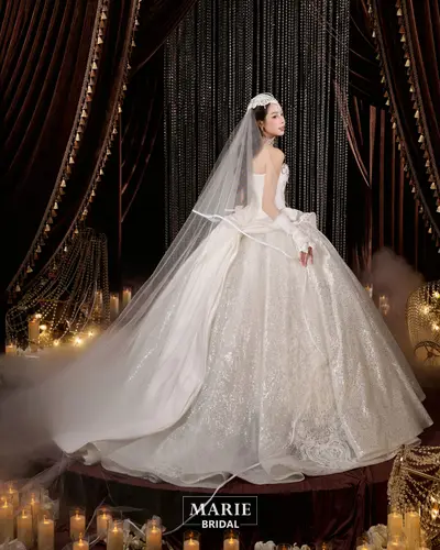 Váy cưới Marie Bridal