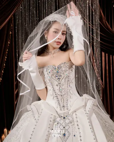 Váy cưới Marie Bridal