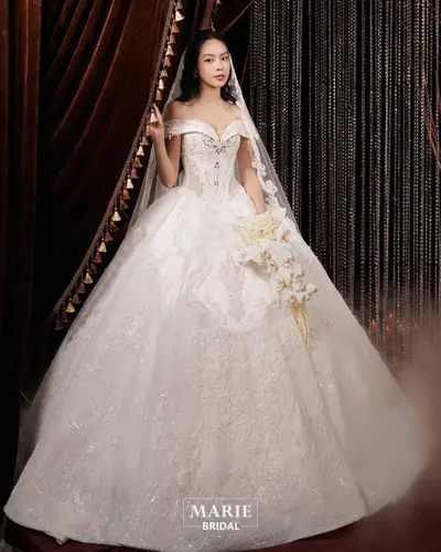 Váy cưới Marie Bridal