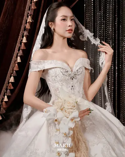 Váy cưới Marie Bridal