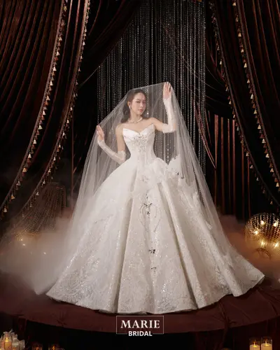 Váy cưới Marie Bridal